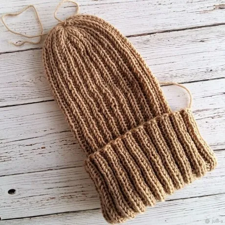 Как связать шапку- тыковку резинкой спицами