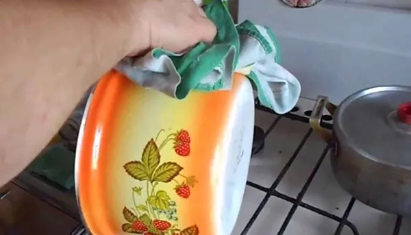 Рейтинг лучших эмалированных кастрюль (ТОП-7) 2023. Эмалированные кастрюли лучшие производители. 17