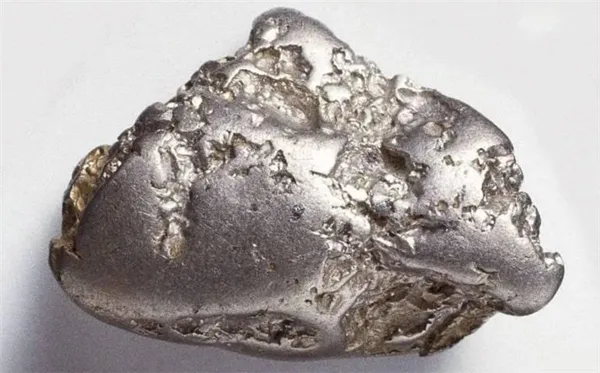 Какого цвета родий