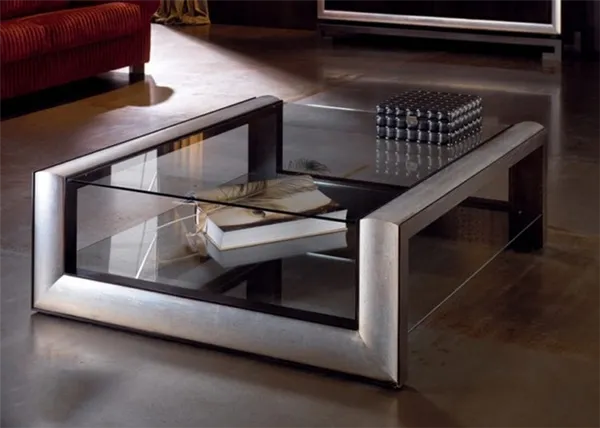 Журнальный столик для гостиной