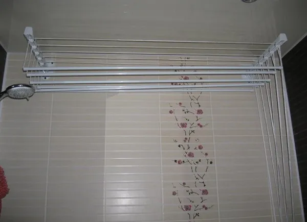 Сушилка для белья в ванную – как правильно выбрать?