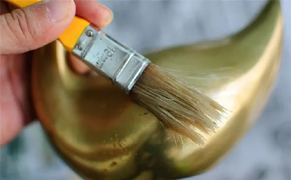 Очищение томпака от окиси