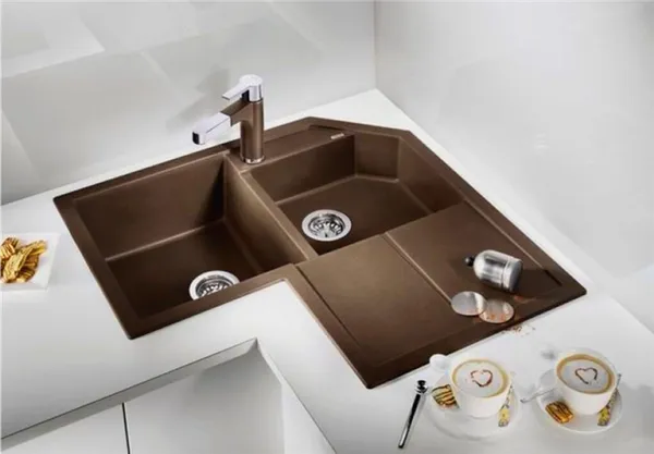 Варианты дизайна кухни с мойкой в углу. Угловая кухня с мойкой. 4