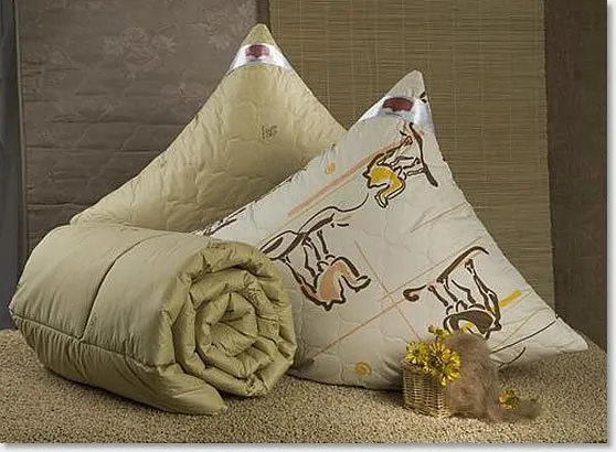 Подушка из верблюжьей шерсти: преимущества и недостатки. Подушка из верблюжьей шерсти. 2