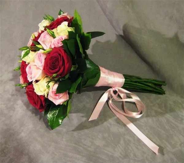 Букет с лентой